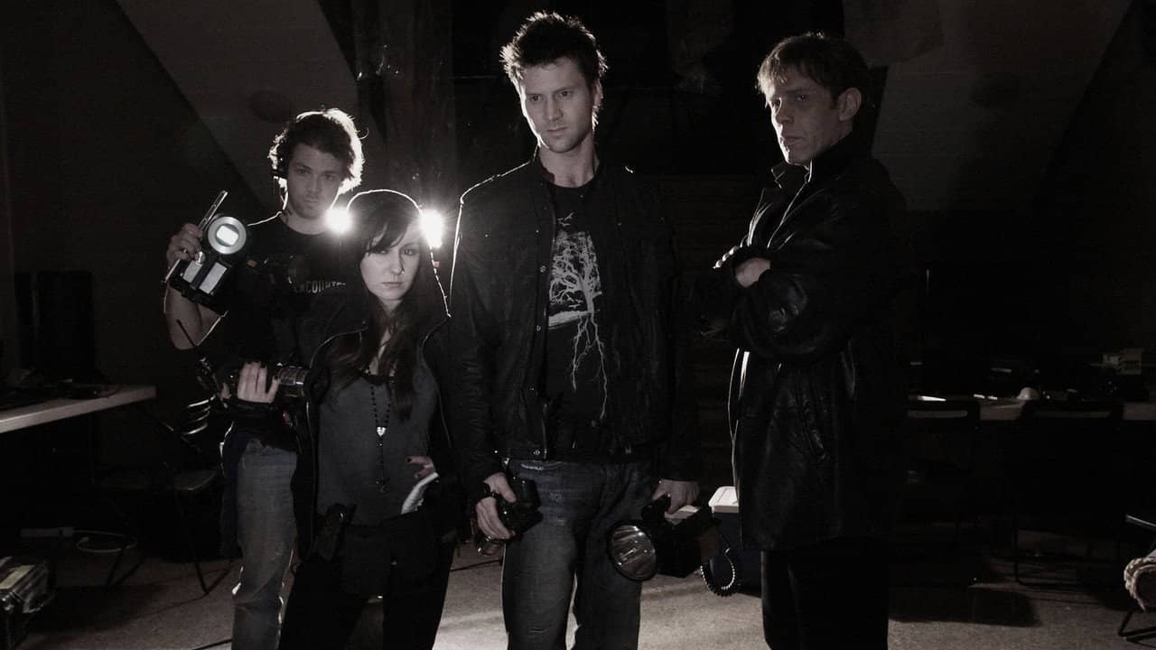 Grave Encounters backdrop