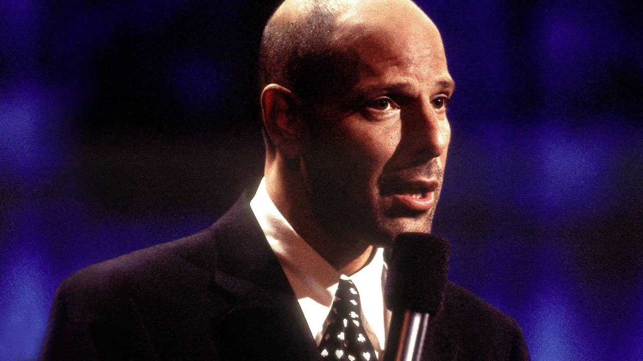 Robert Schimmel: Unprotected backdrop