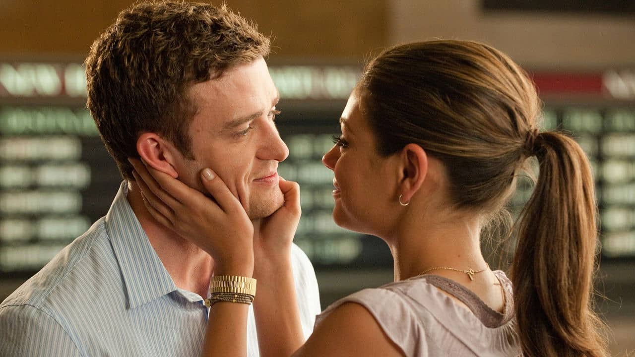 Friends with Benefits backdrop