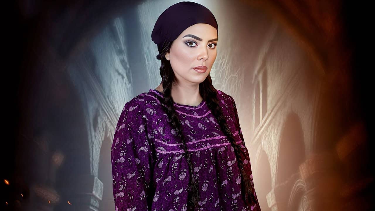 Banat Hammam backdrop