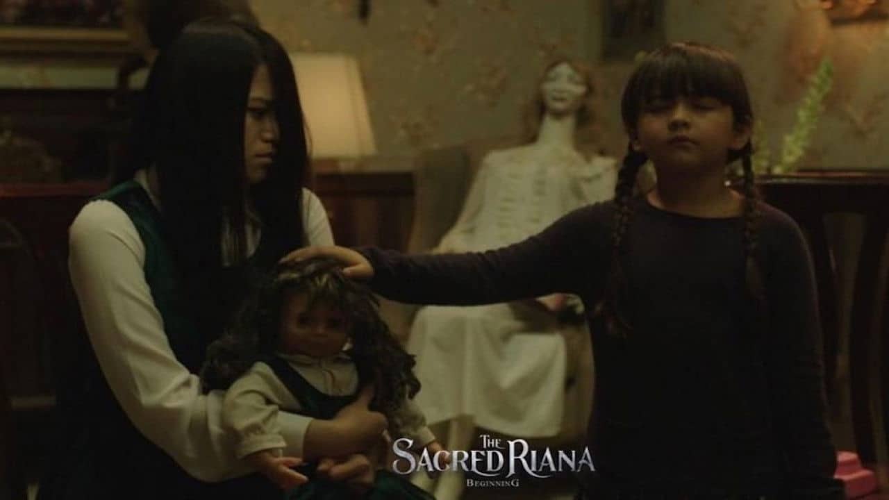 The Sacred Riana 2: Bloody Mary backdrop