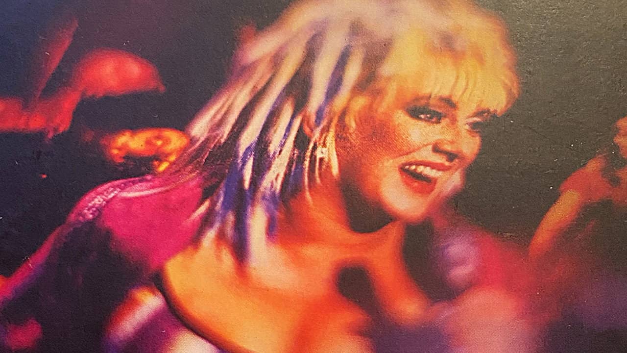 Karin Bloemen: Kameleon backdrop
