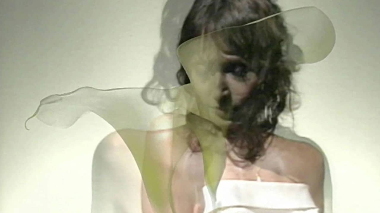 Turning backdrop