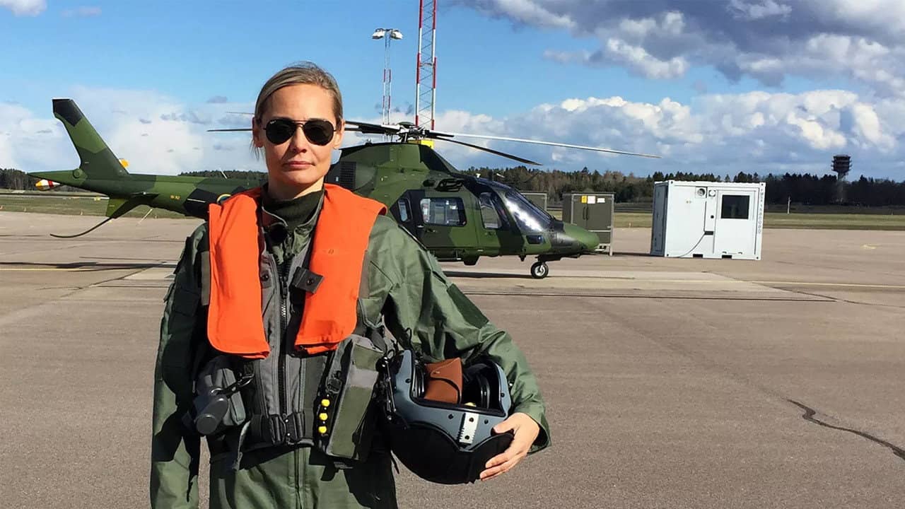 Världens Tuffaste Jobb Med Carina Berg backdrop