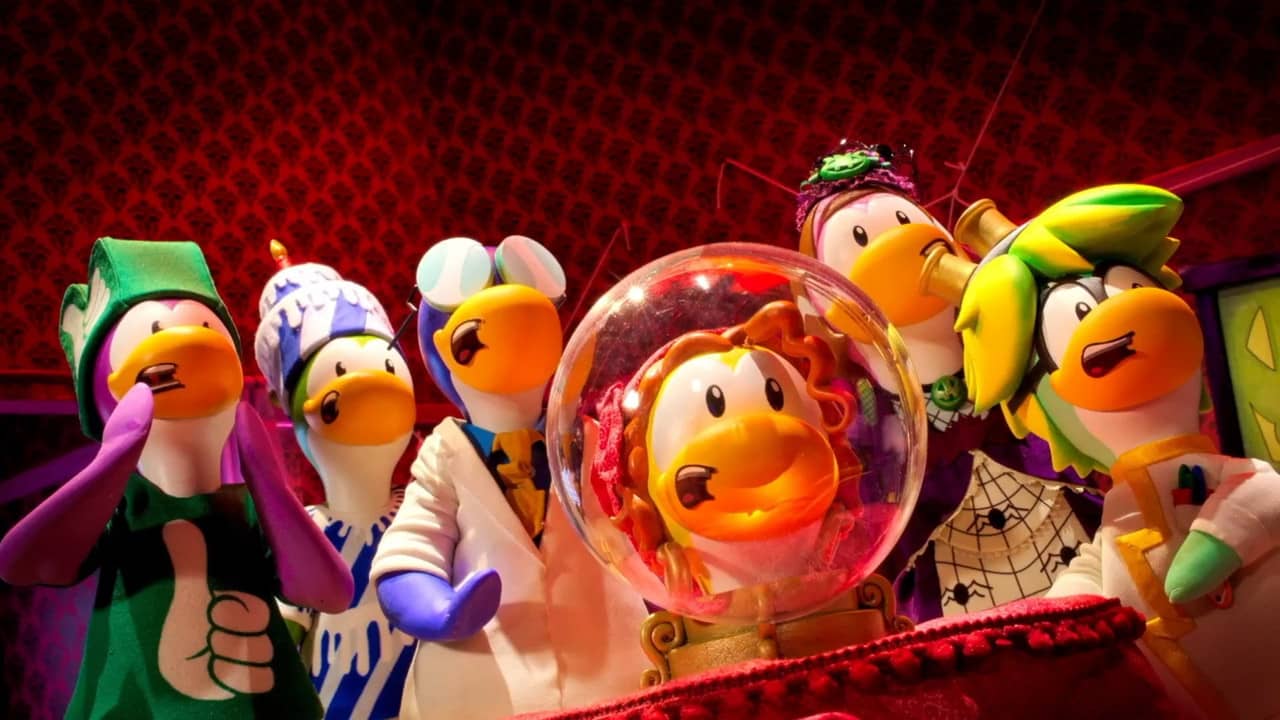 Club Penguin Halloween Panic! backdrop