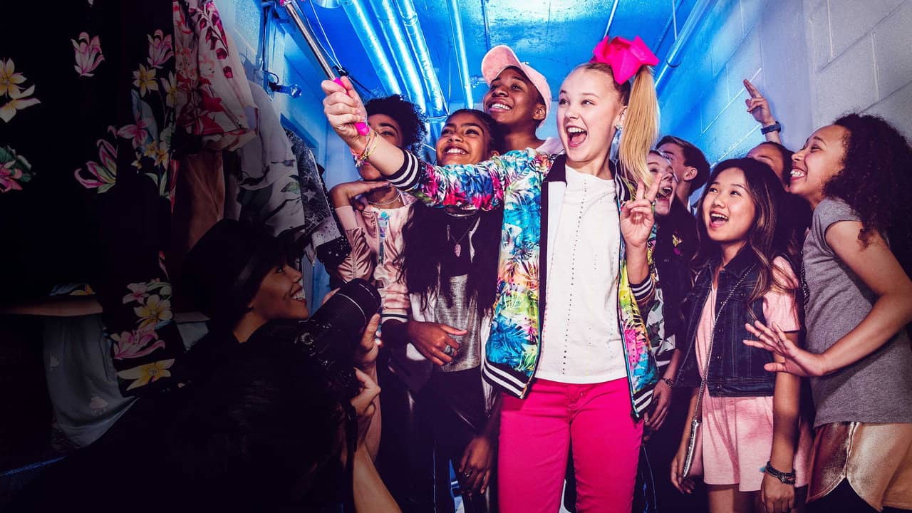 JoJo Siwa: My World backdrop