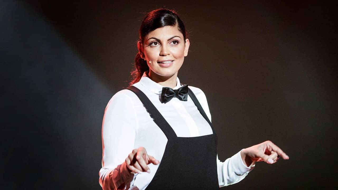 Nawell Madani – C’est moi la plus belge! backdrop