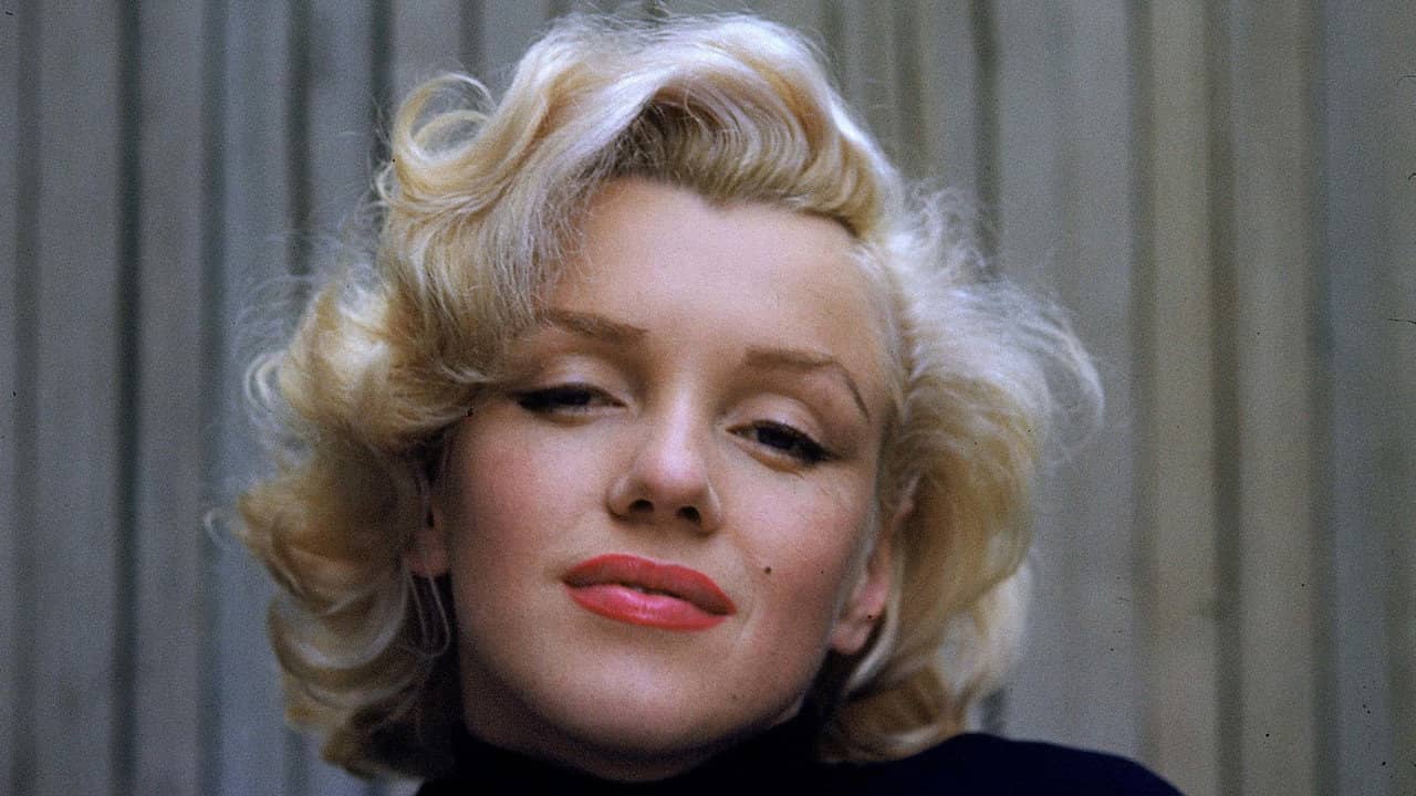 Marilyn, a woman of today backdrop