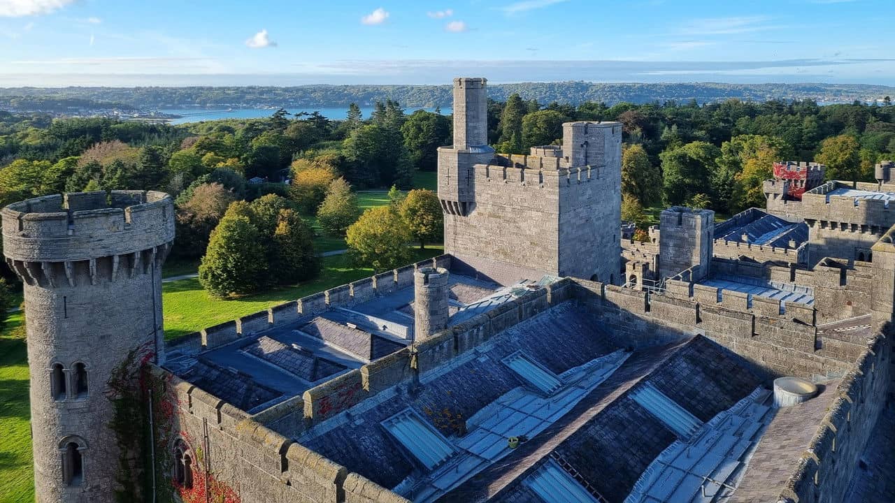 National Trust: Living in Our Historic Homes backdrop