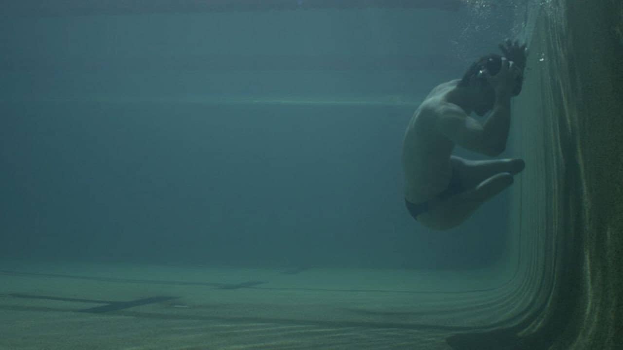 Diving In backdrop