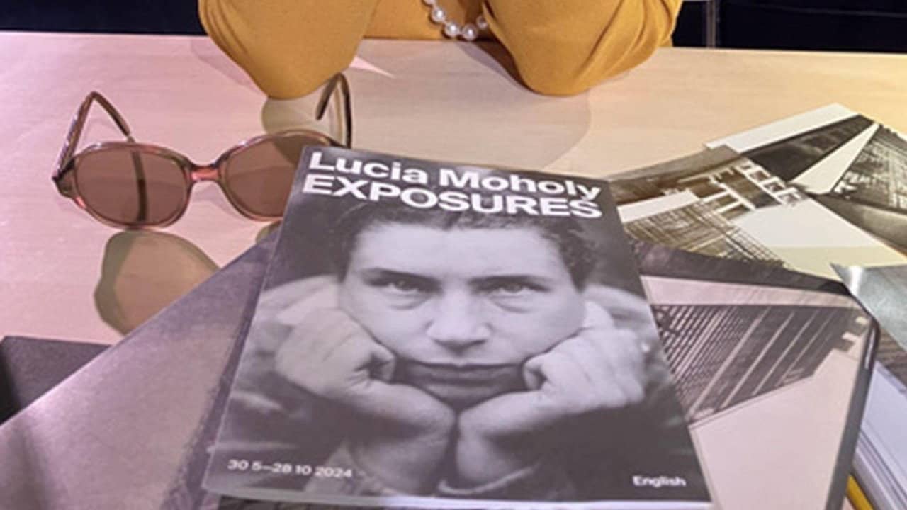Lucia Moholy, la photographe du Bauhaus backdrop