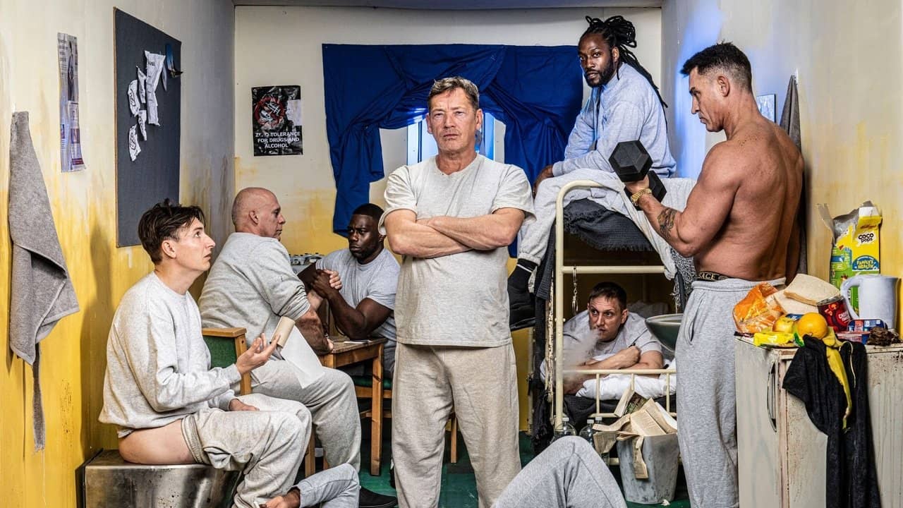 Banged Up: Stars Behind Bars backdrop
