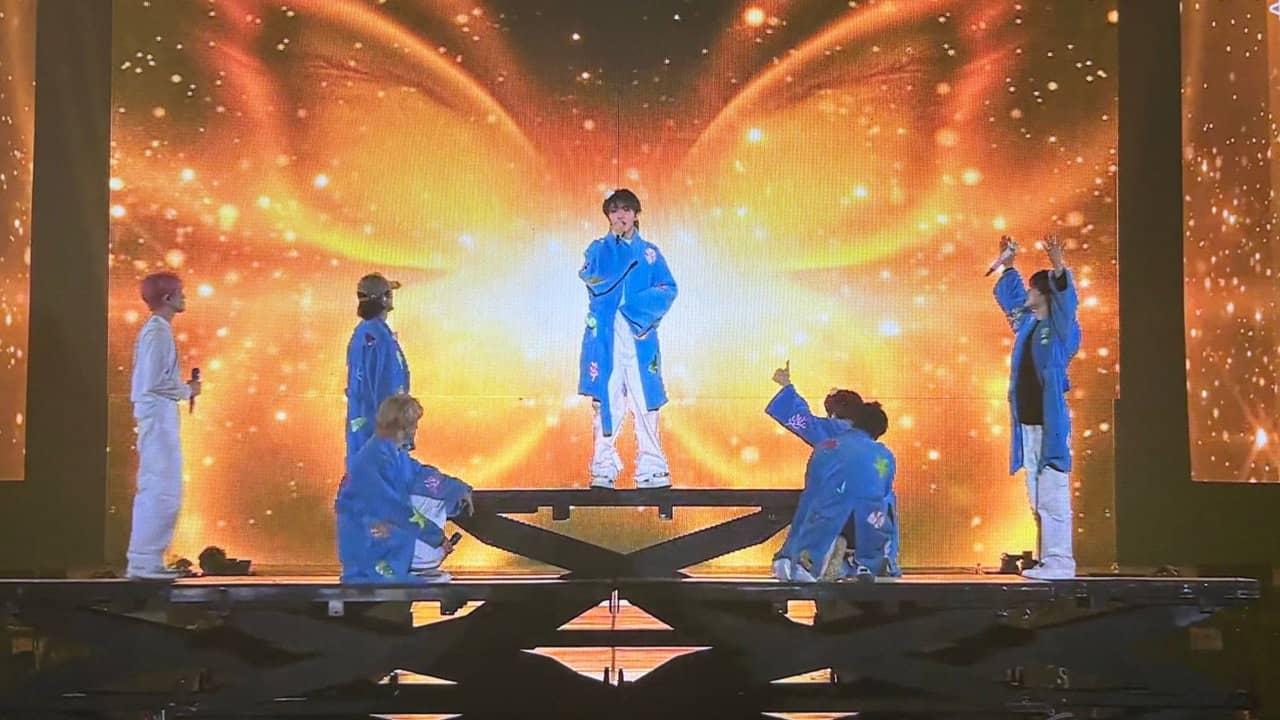 THE DREAM SHOW 3: DREAM( )SCAPE backdrop