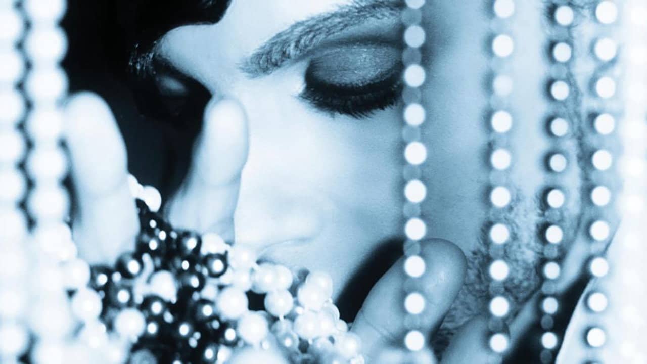 Prince and the N.P.G.: Diamonds and Pearls Video Collection backdrop