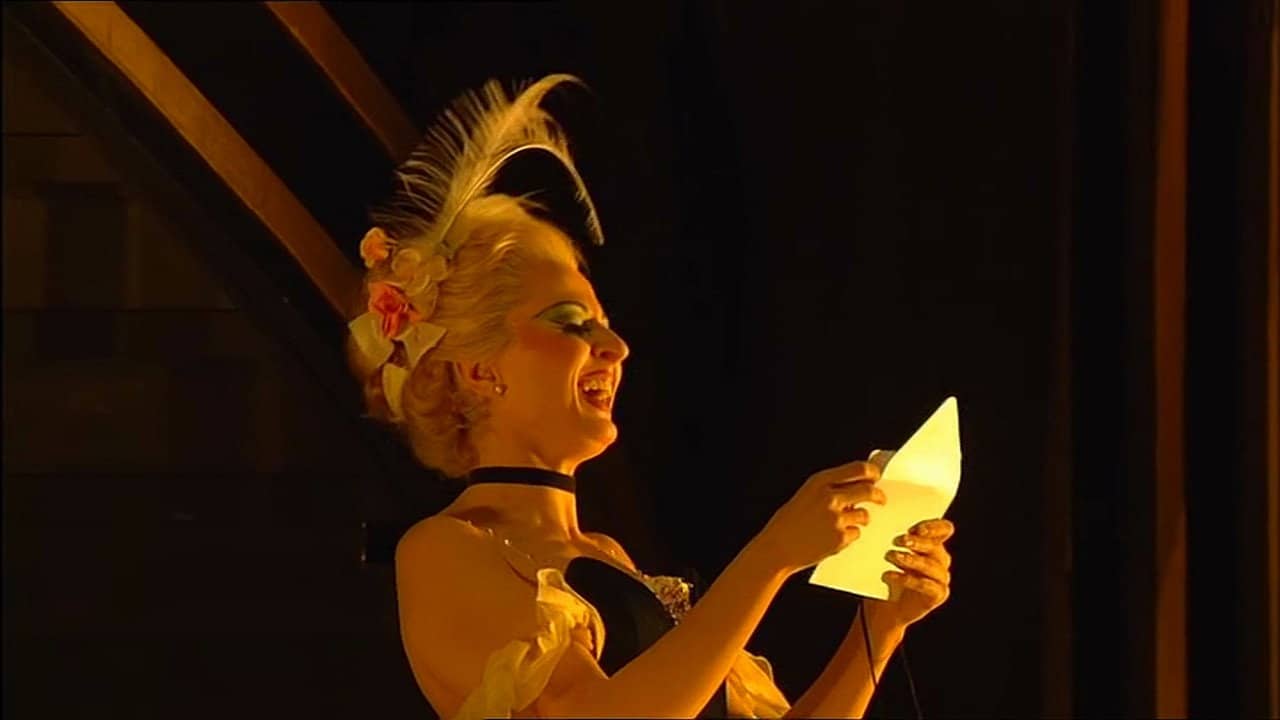 Strauss II: Die Fledermaus backdrop