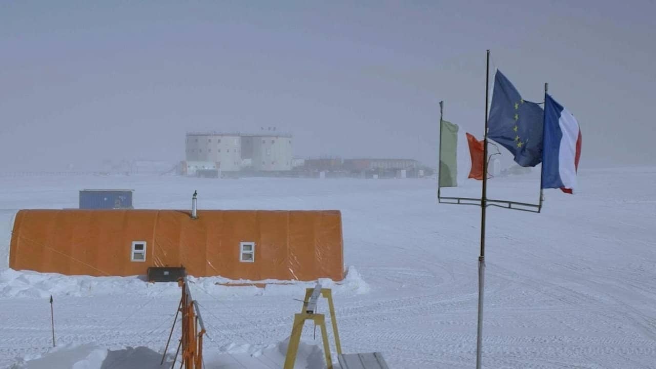 Conquerors of the Poles backdrop