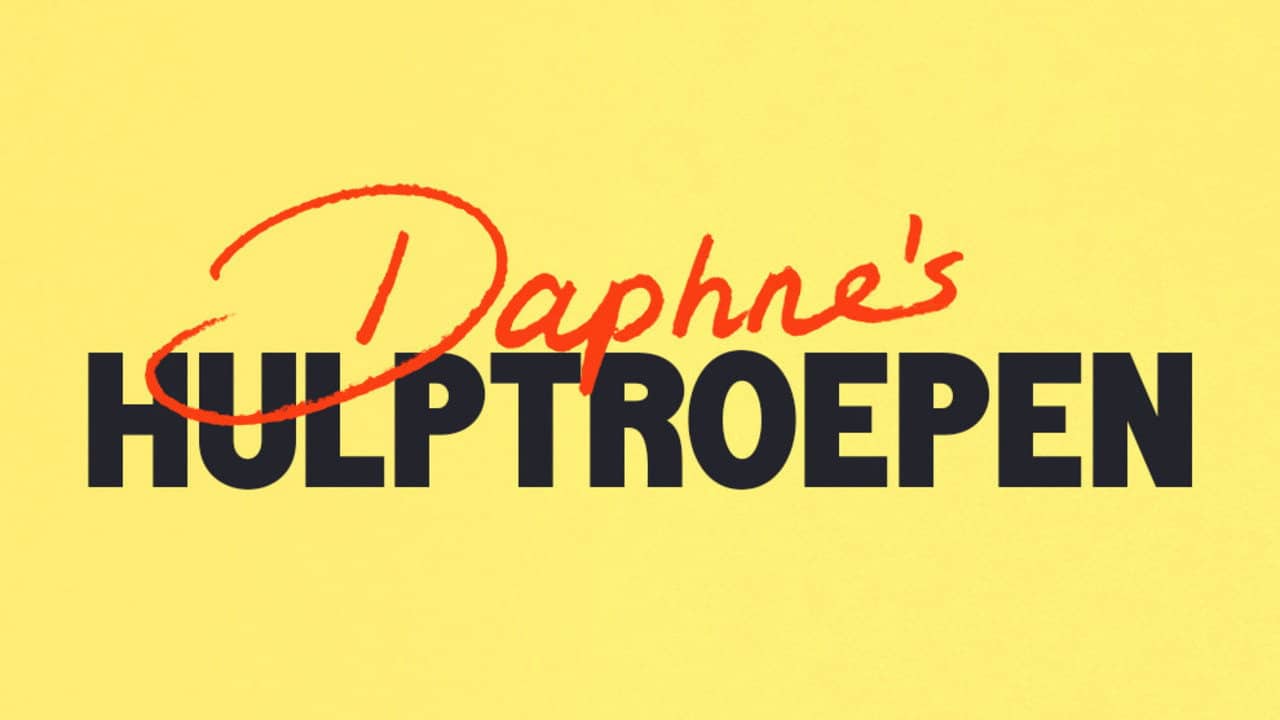 Daphne's Hulptroepen backdrop