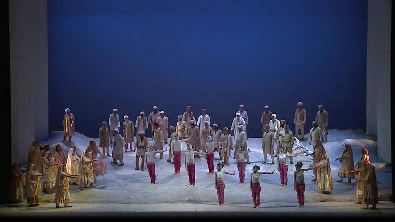 The Pearl Fishers backdrop