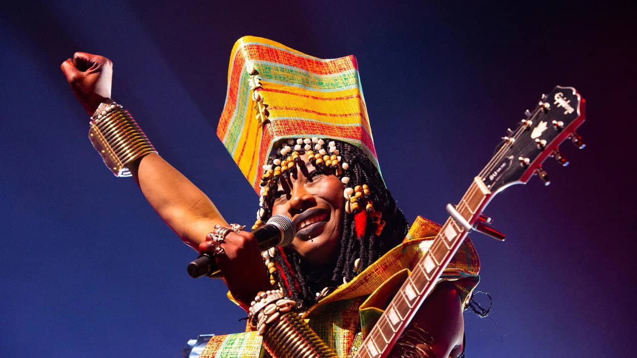 Fatoumata Diawara à l'Olympia backdrop
