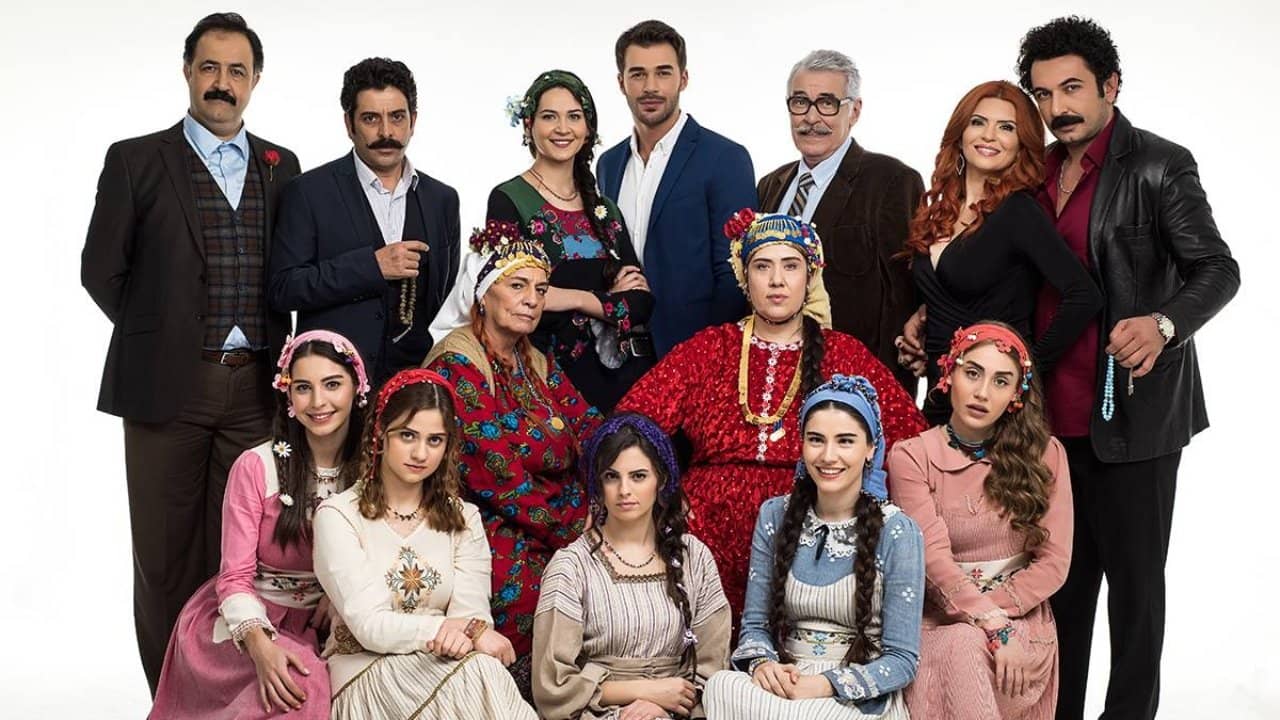 Hanım Köylü backdrop