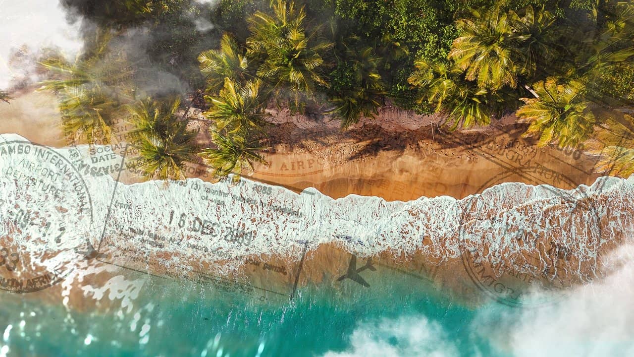 To Catch a Smuggler: Tropical Takedown backdrop