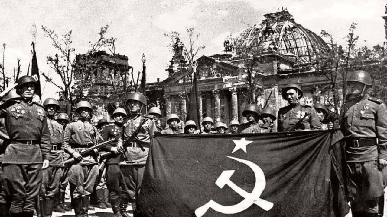 The Fall of Berlin backdrop
