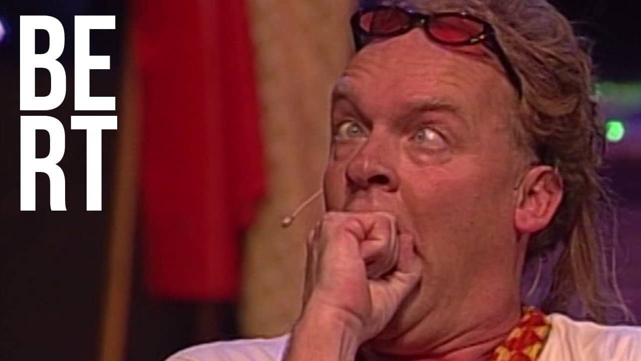 Bert Visscher: Geluk zit in hele grote dingen backdrop