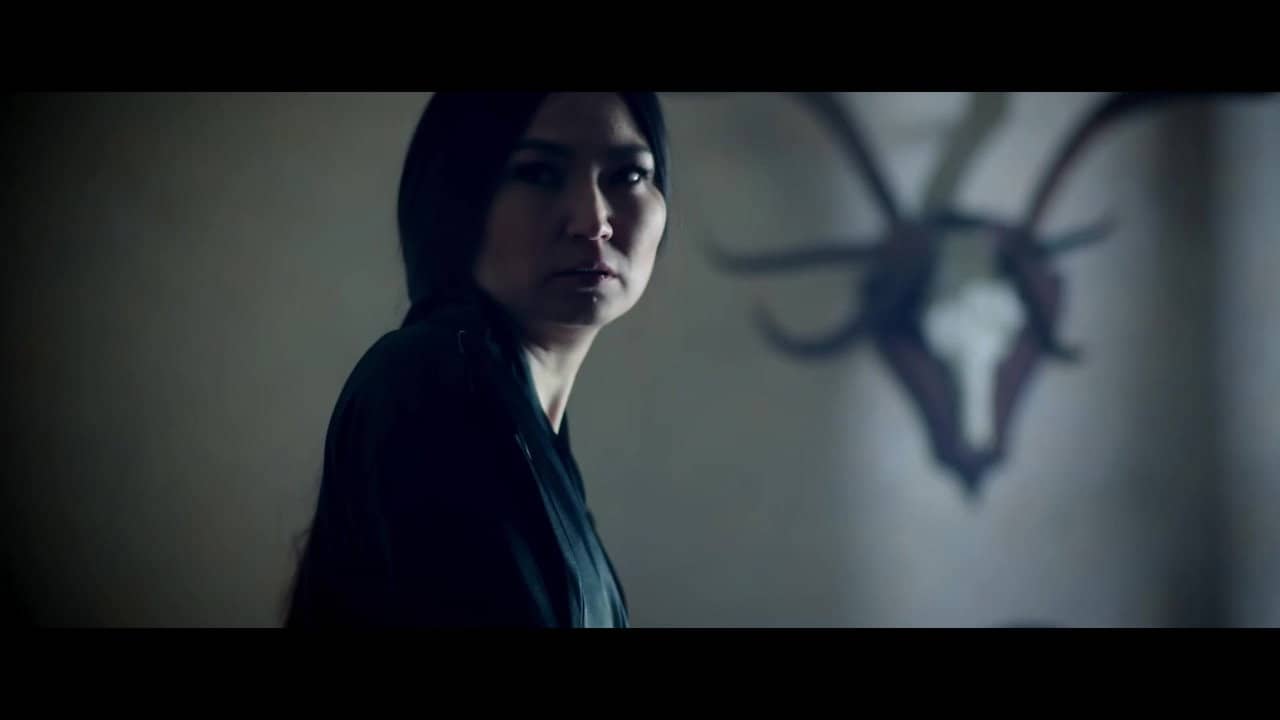 Utanç backdrop