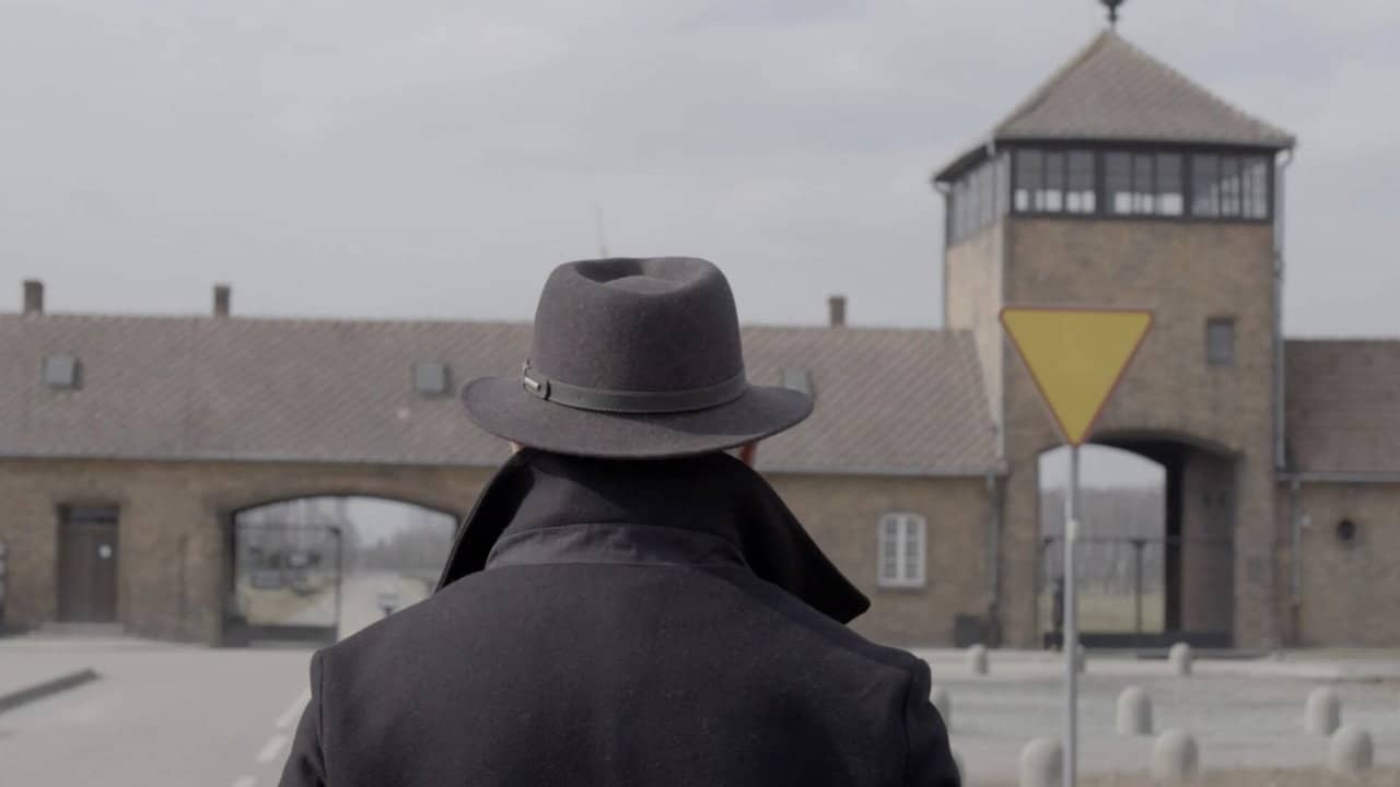 Tchernobyl, un nuage sur la Corse backdrop