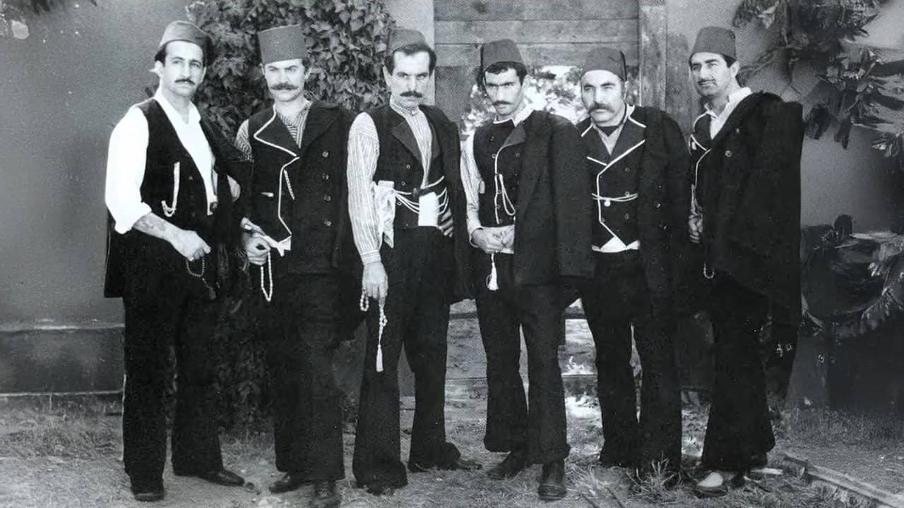 Sayılı Kabadayılar backdrop