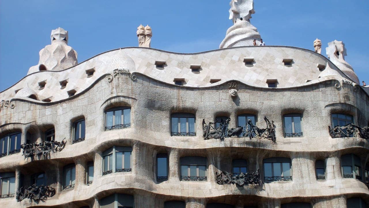 Jujol - Gaudí: Two Geniuses of Architecture backdrop