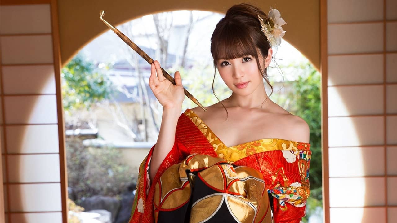 CATWALK POISON 120 Finally Giving Up Her Career : Miku Ohashi backdrop