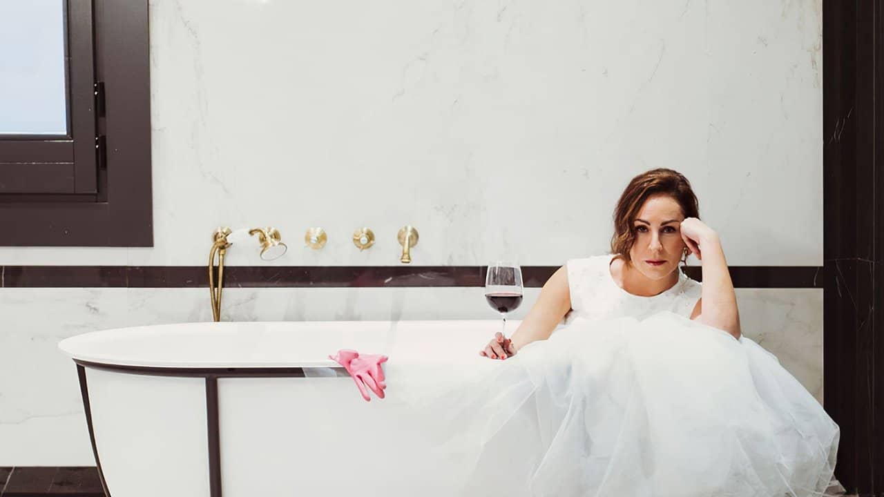 By Ana Milán backdrop