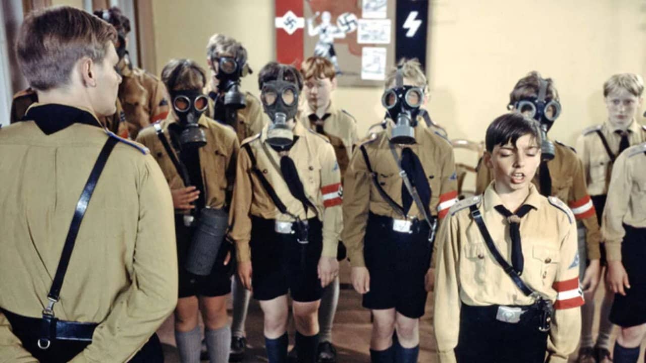 Fear and Misery of the Third Reich backdrop