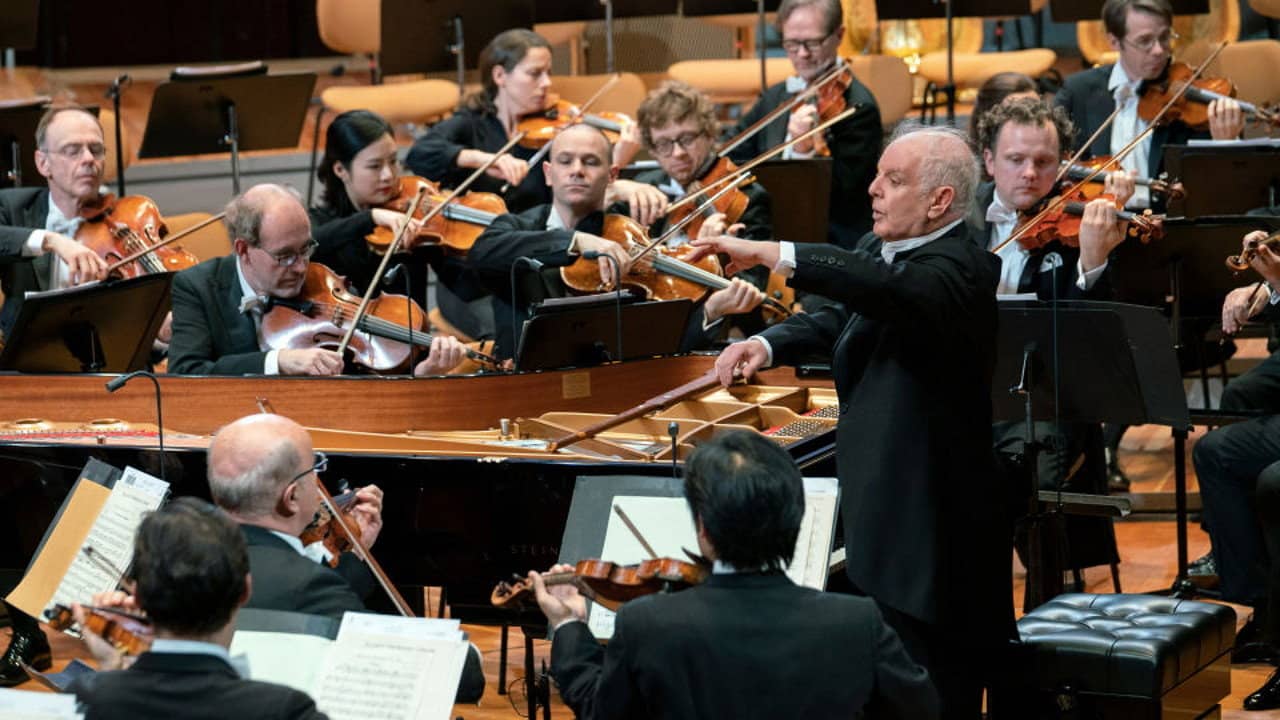 New Year's Eve Concert 2018 - Berlin Philharmonic backdrop