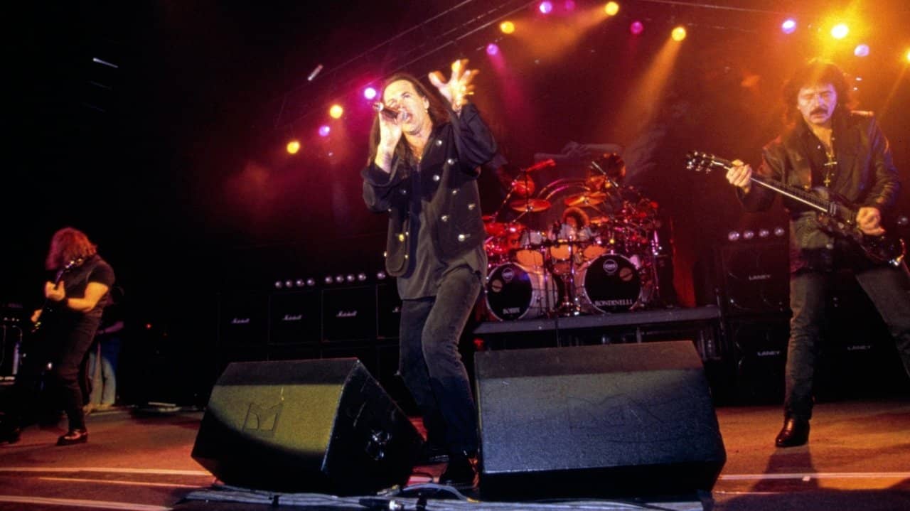 Black Sabbath - Cross Purposes Live backdrop