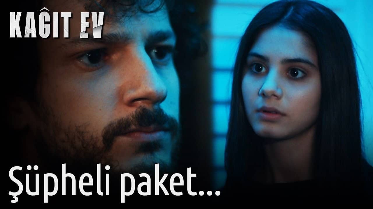 Kağıt Ev backdrop