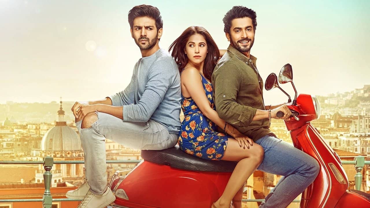 Sonu Ke Titu Ki Sweety backdrop