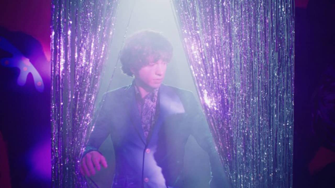 Hi-Glow Retro backdrop