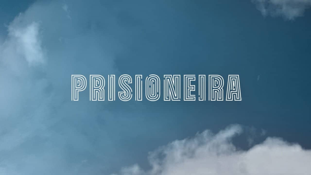 Prisioneira backdrop