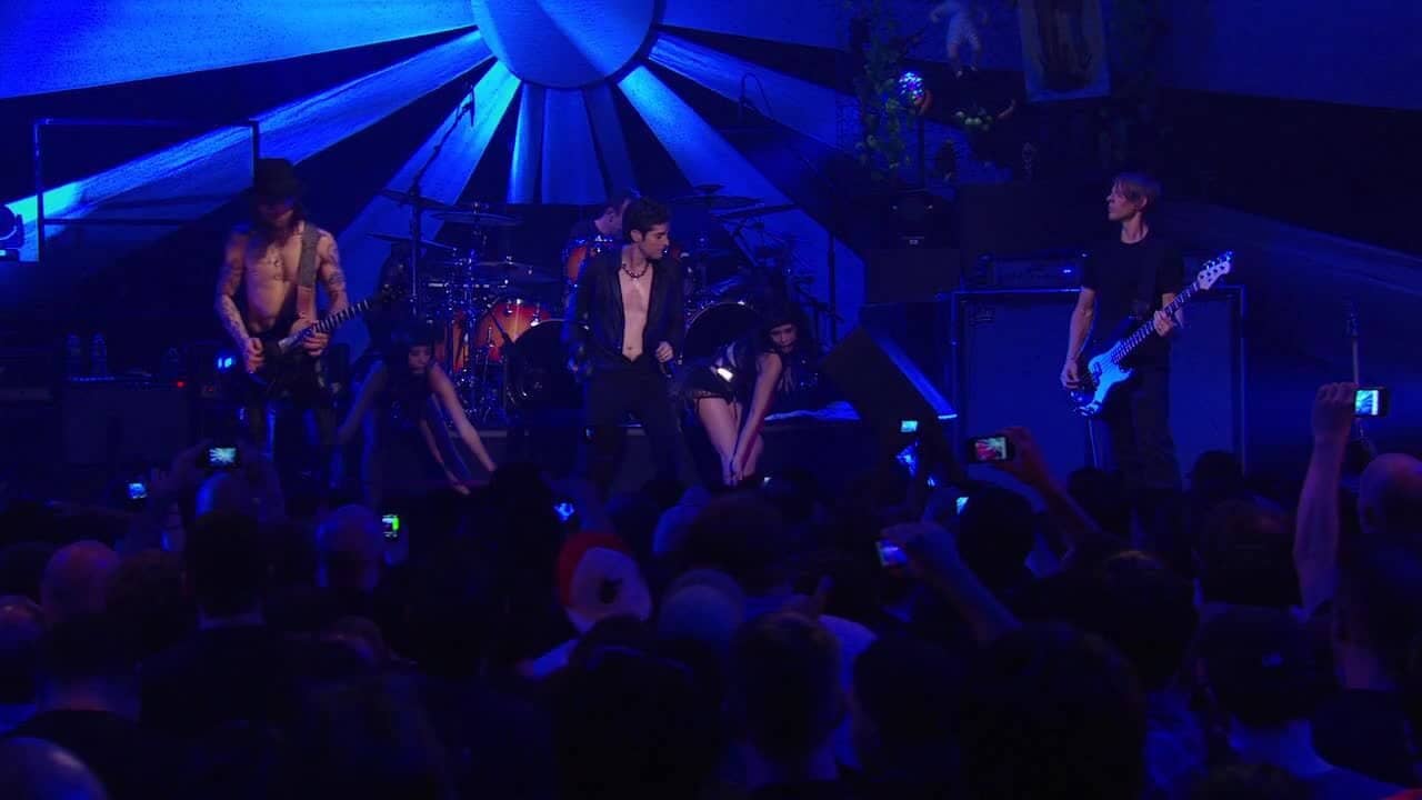 Jane's Addiction - Live in NYC backdrop
