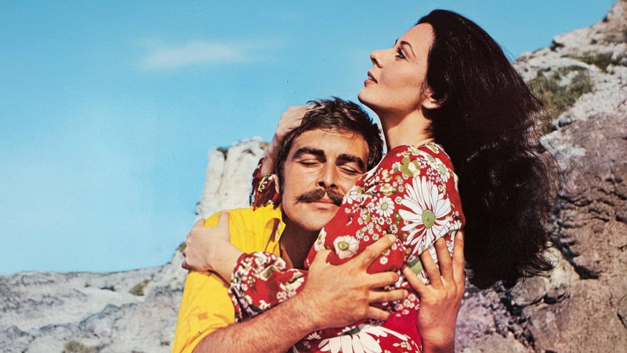 Meçhul Kadın backdrop