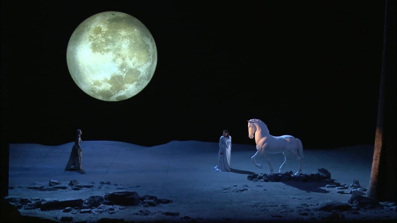 Verdi: Il Trovatore backdrop