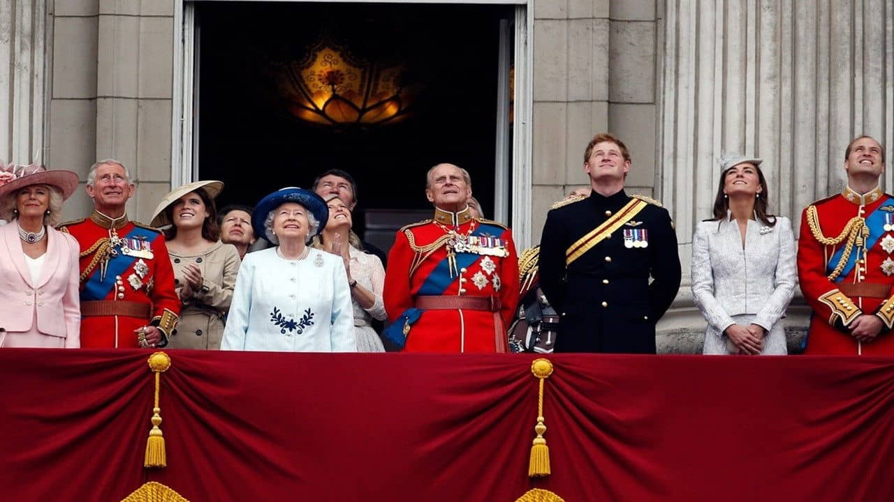 Princes of the Palace - The Royal British Family backdrop