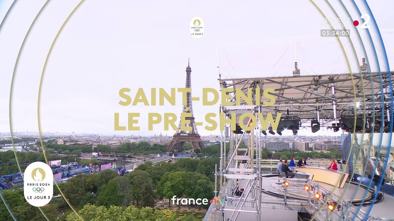 Saint-Denis le pré-show backdrop
