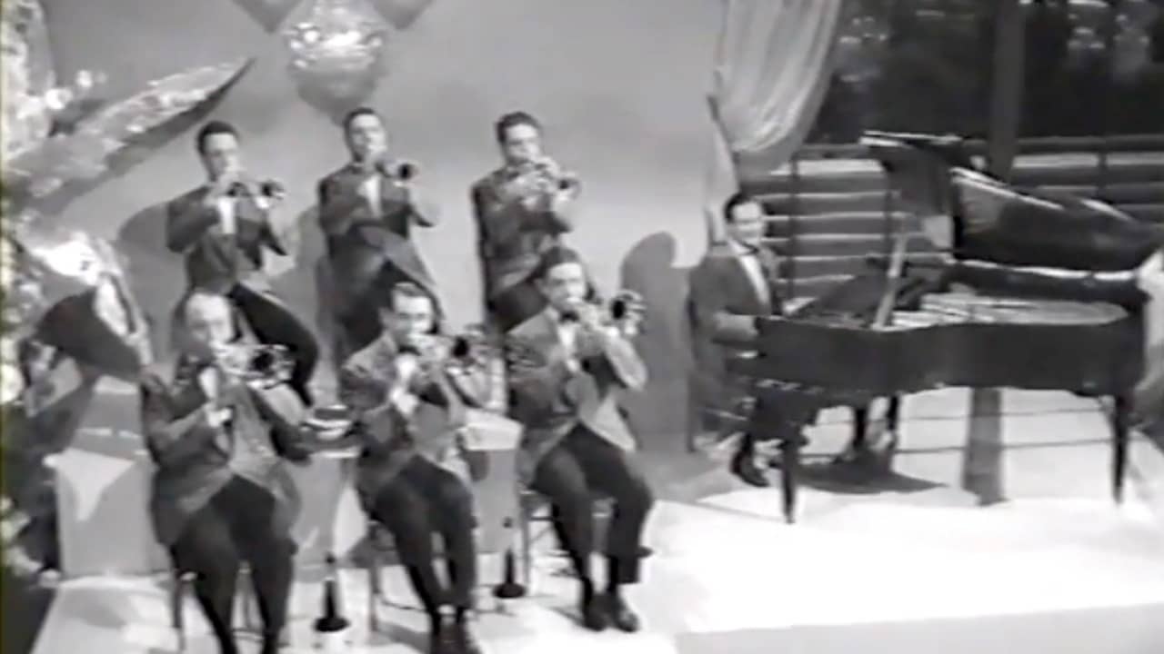 Glen Gray and the Casa Loma Orchestra backdrop