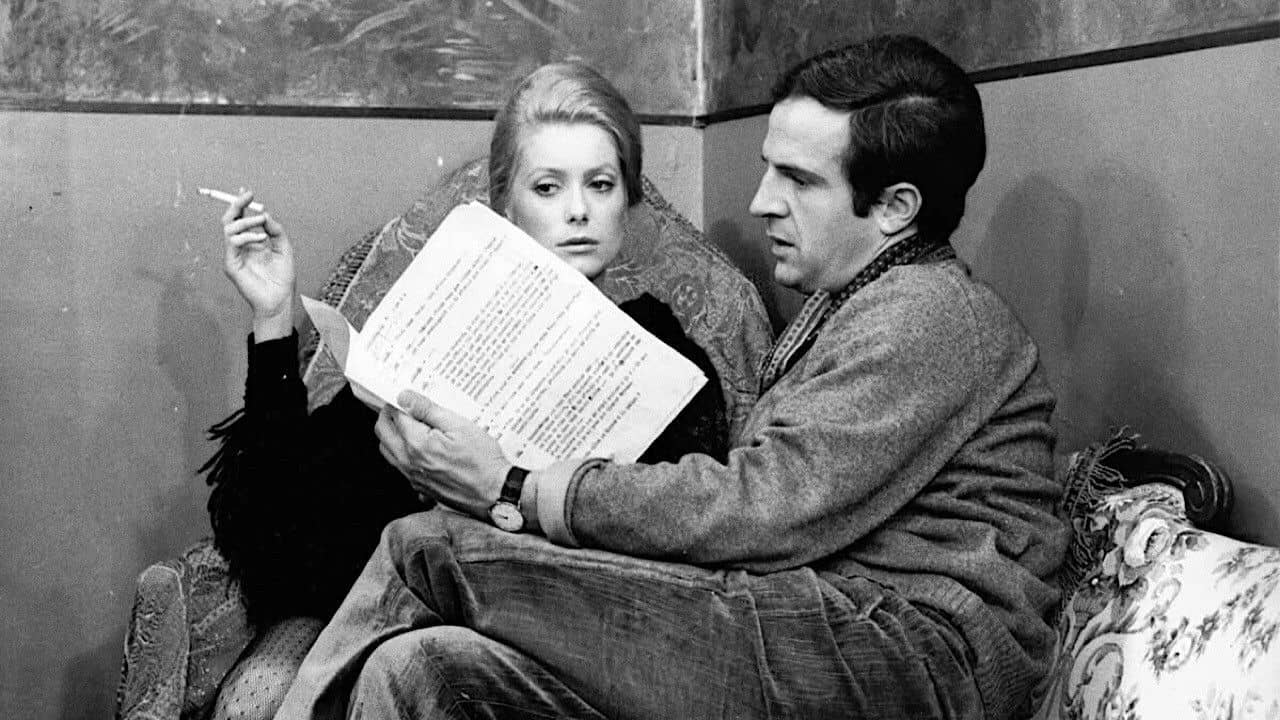 Catherine Deneuve, belle et bien là backdrop