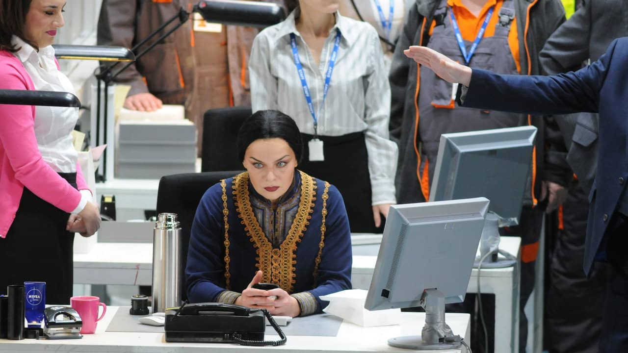 Chostakovitch: Lady Macbeth de Mzensk backdrop