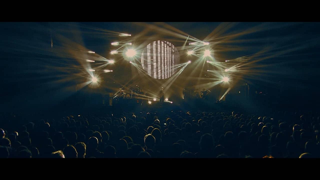 The Australian Pink Floyd Show - Everything Under The Sun backdrop