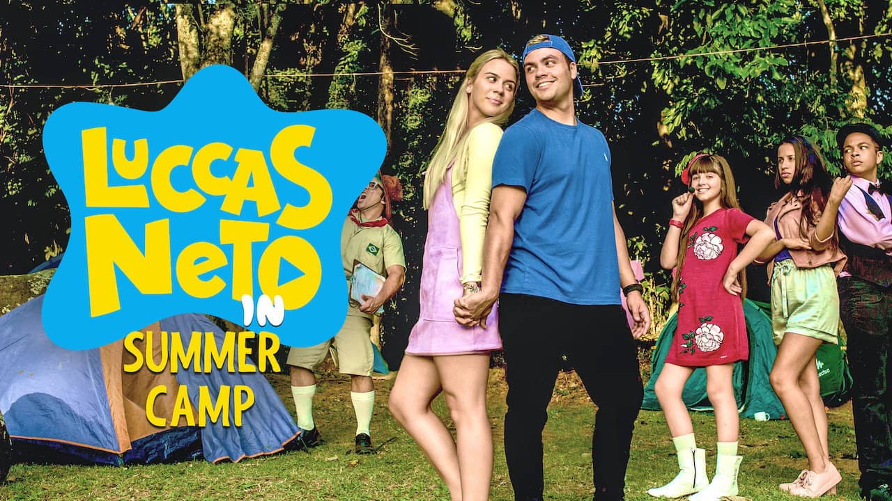 Luccas Neto in: Summer Camp backdrop